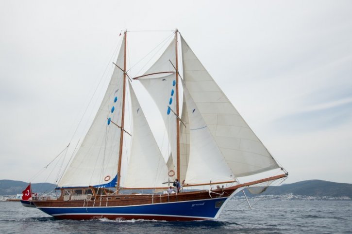 grandi sailing - kopie.jpg